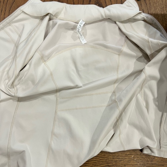 lululemon define jacket in white opal size 14 - Picture 3 of 3